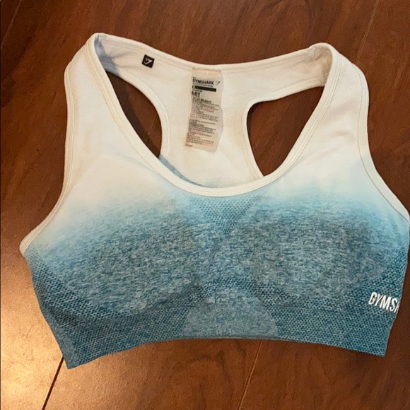 Matching GymShark Sports Bra and Leggings - Picture 2 of 3
